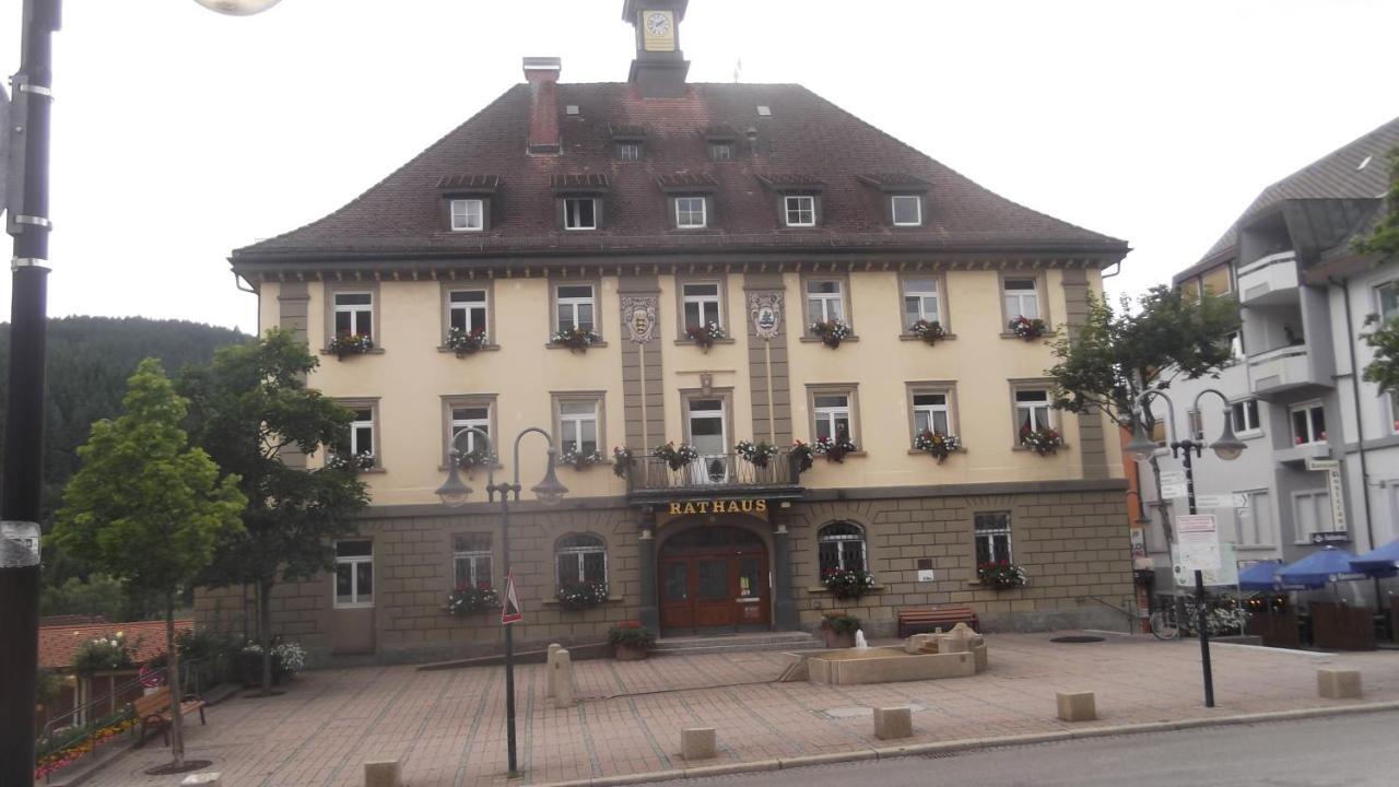 Hotel Neustaedter Hof Titisee-Neustadt Exterior photo