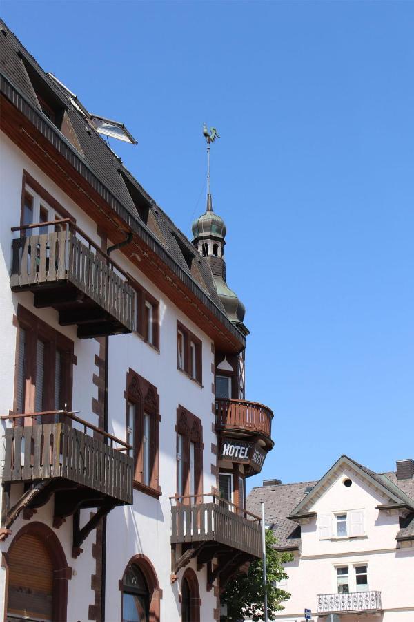Hotel Neustaedter Hof Titisee-Neustadt Exterior photo